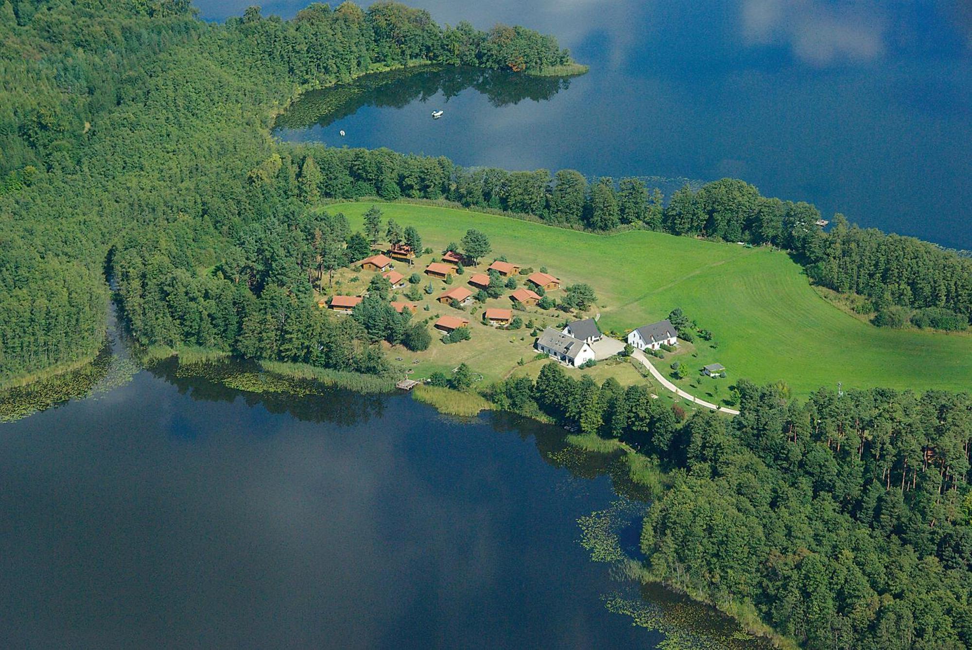Ferienhaus-Park Brennickenswerder Lychen Exterior photo